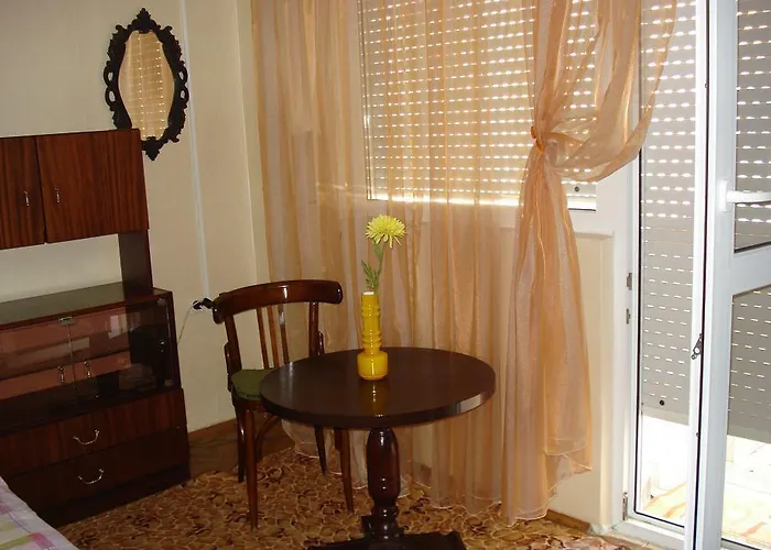 Апартамент Dom Eli Поморие